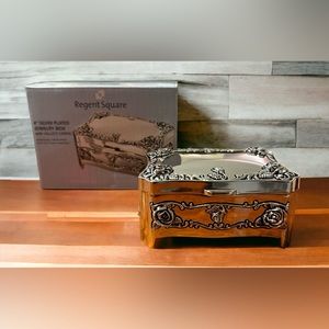 Regent Square Jewelry Trinket Box Rose Buds Velvet Lined Silver Plated Vintage